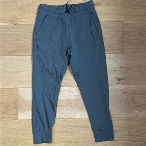 BYLT Basics Men’s Gray Active Joggers (Medium)